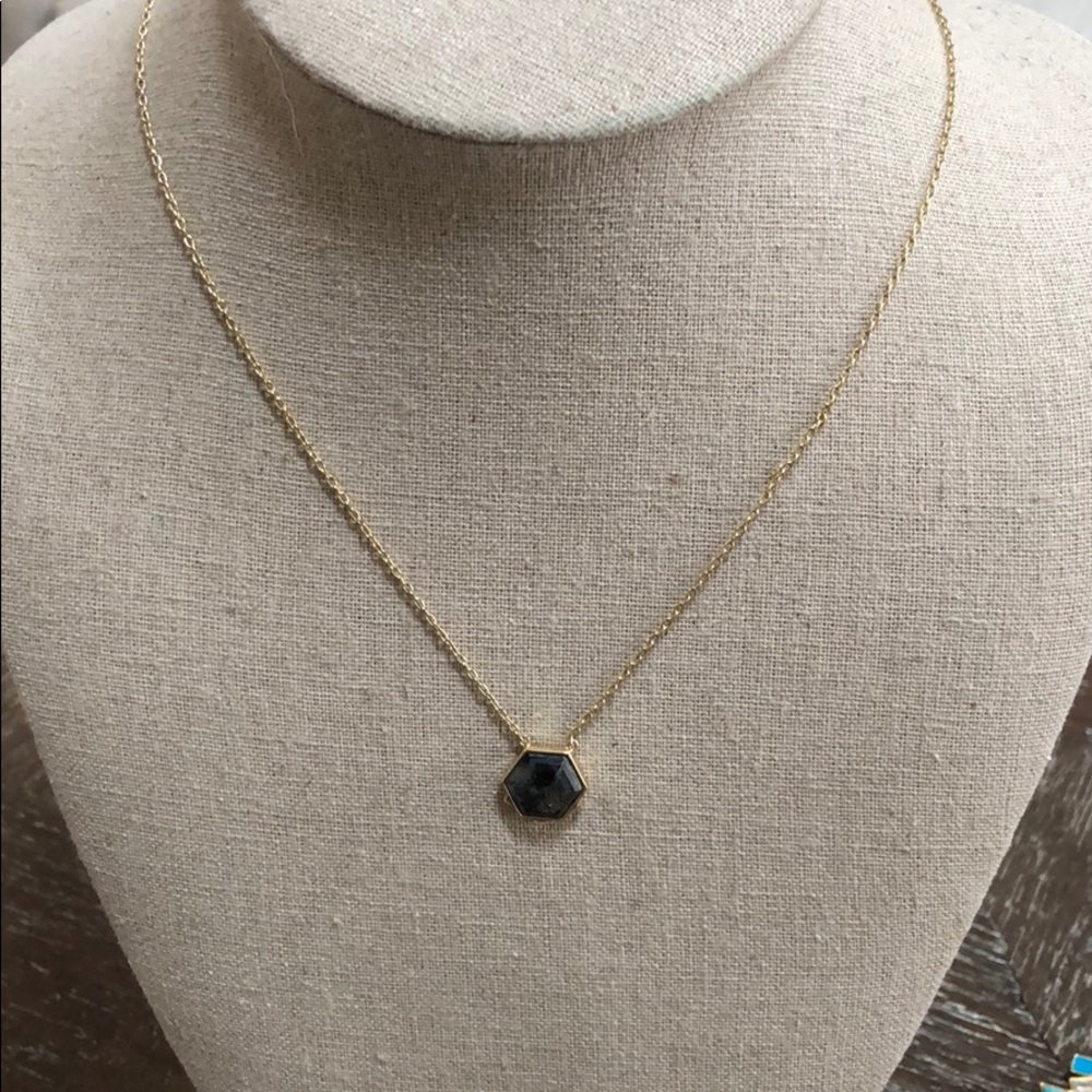 Stella & Dot Nova Pendant Necklace